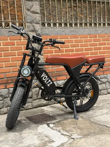 Bike elétrica V8 1000w seminova caramelo