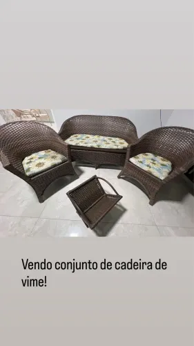 Conjunto de cadeiras de vime
