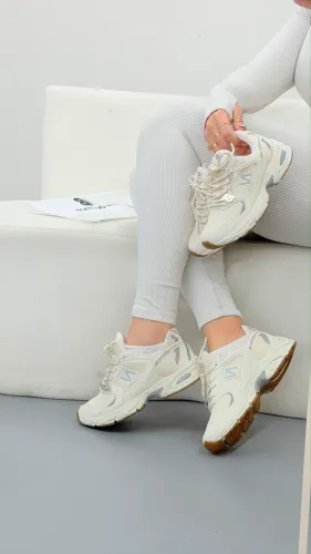 Tênis feminino premium