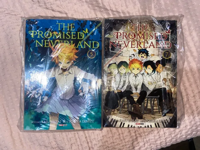 KIT VOLUMES 5 E 7 THE PROMISED NEVERLAND
