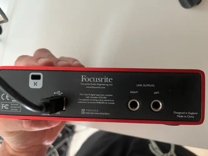 Interface Focusrite Scarlett 2i2 2a Geração