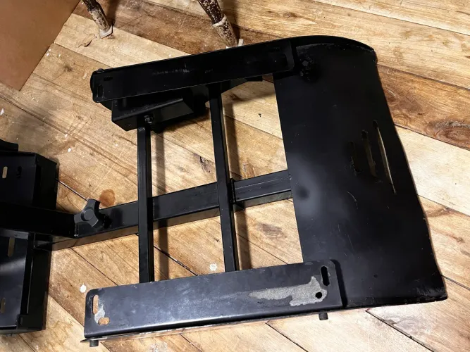 Cockpit retrátil V2 (Sem Banco)