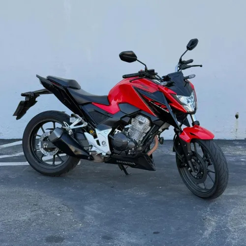 Moto parcelada dando uma entrada ?