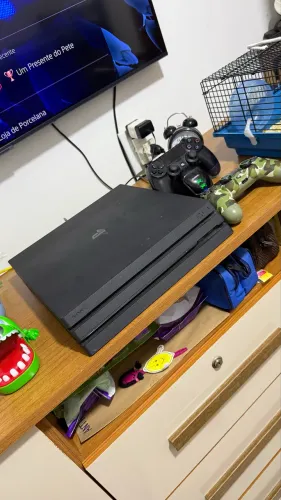 PS4 PRO