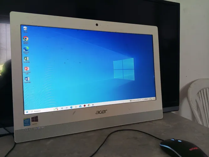 Computador Acer 20 Polegadas 8GB