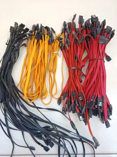 Sata 6Gbps 5 reais cada
