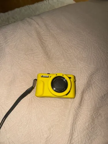 Canon G7 X mark III , com capinha e cartão de memória
