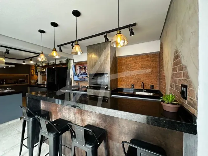 Casa de Canto Diferenciada 3 Dormitórios com suíte e Closet e Spa
