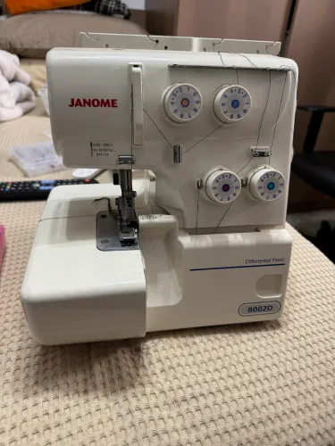 Máquina De Costura Janome 8002d Overlock Overloque - 110v