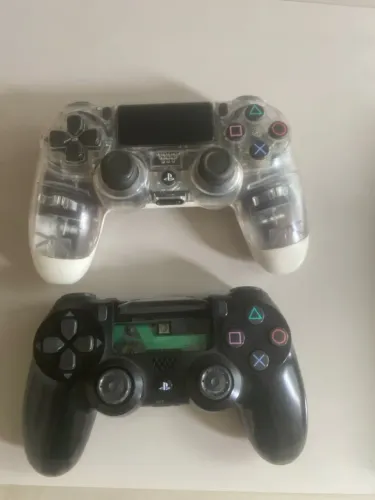 Controle de PS4 para retirada de peças