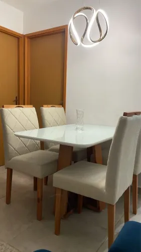 Mesa de jantar diretamente da fábrica
