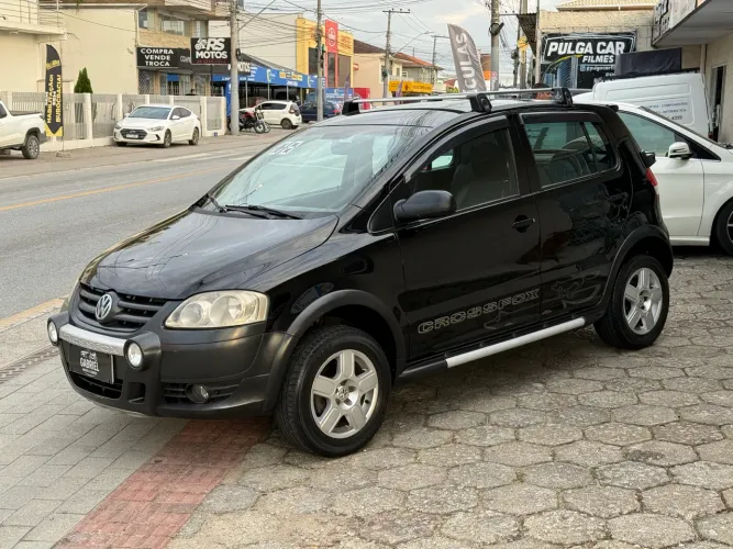 Volkswagen Crossfox 1.6 MI Total Flex 8V 5P 2008