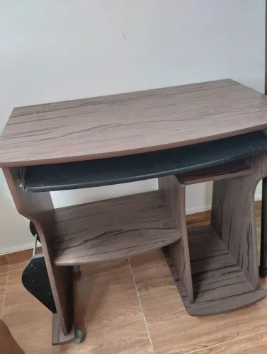 Mesinha de Computador