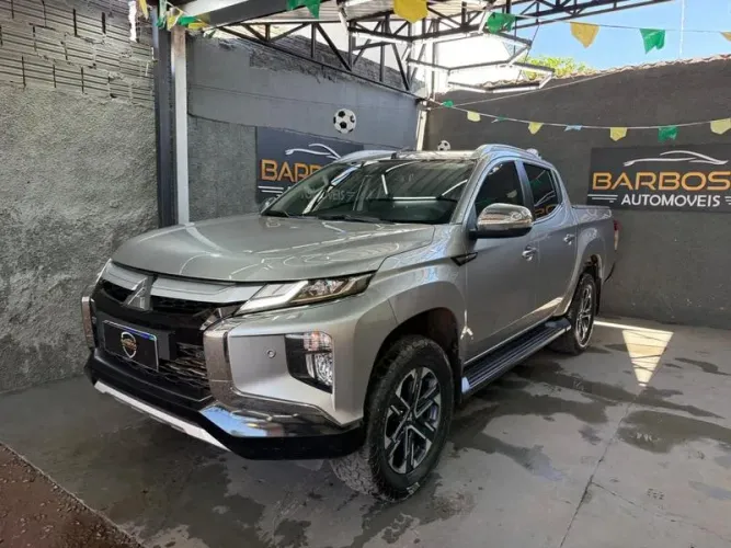 Mitsubishi TRITON HPE-S 2.4 CD 4X4 TB Diesel Aut. 2024