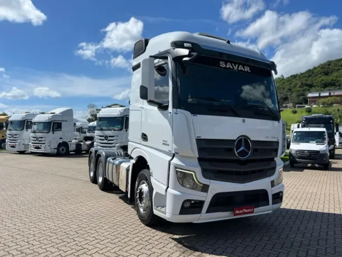 Mercedes-Benz Actros 2651 S 6x4 | Selectrucks
