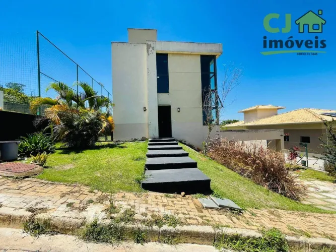 Casa com 5 dormitórios à venda, 239 m² por R$ 1.500.000,00 - Condomínio Mediterrâneo - Lag