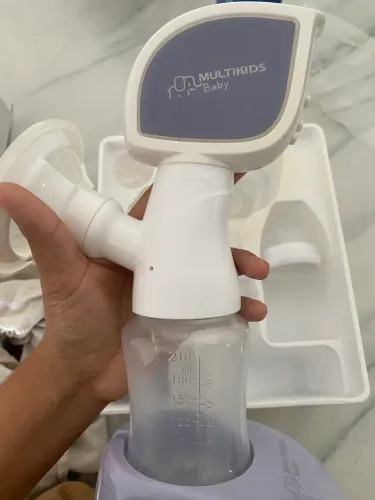 Bomba elétrica tira leite