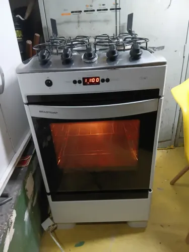 Fogão brastemp clean 550 reais 