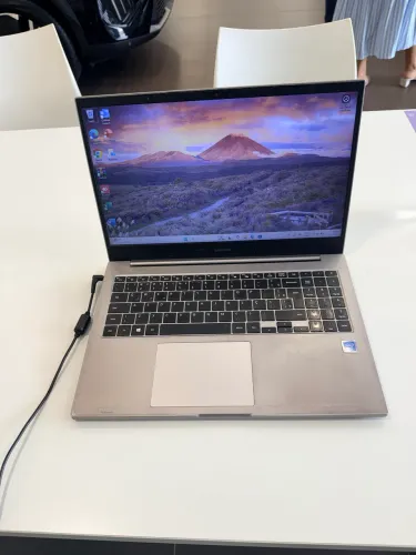 Notebook SAMSUNG INTEL CORE