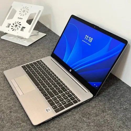 Notebook HP, i5 de 10ª geração, 8gb de RAM, 256gb de SSD e tela de 15.6