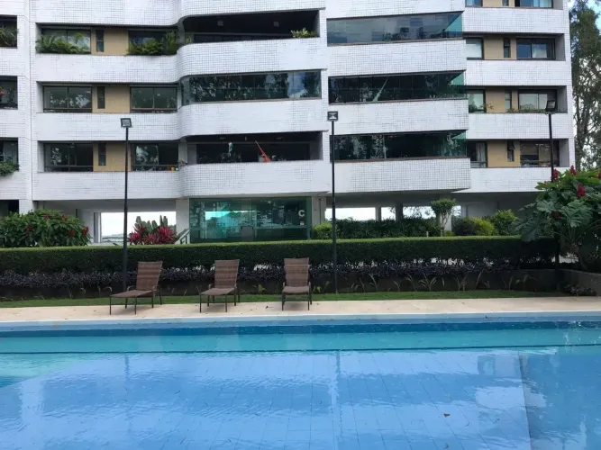 APARTAMENTO À VENDA/MACAXEIRA