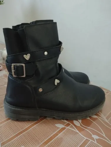 Bota e sapatos semino novos