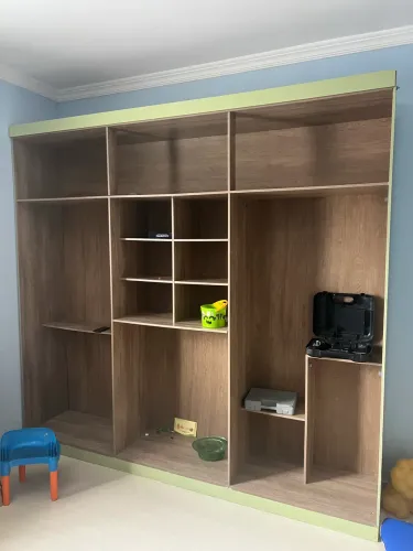 Vende se guarda roupas 6 portas