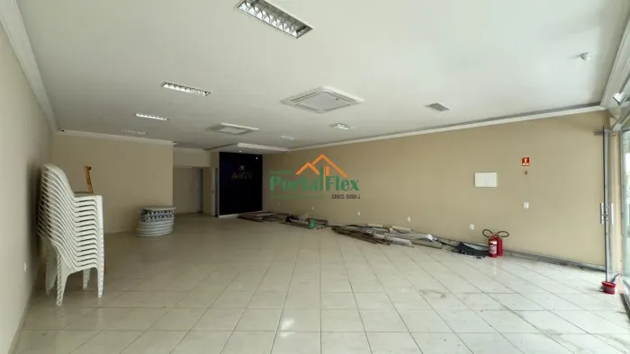 Loja à locação em Parque Residencial Laranjeiras - Serra/ES