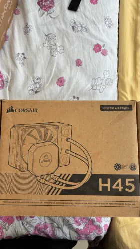 WaterCooler Corsair H45