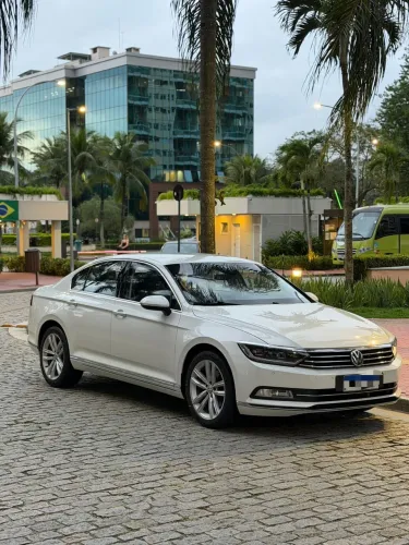 Volkswagen Passat Highline 2.0 TSI 220cv Tip. 2017