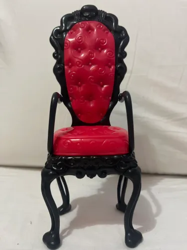 Cadeira/Trono Monster High original em ótimo estado ?
