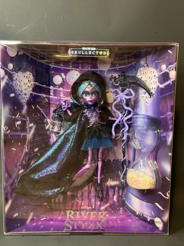 MONSTER HIGH SKULLECTOR RIVER STYXX