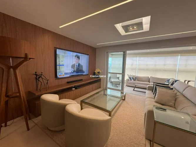 Apartamento Mobiliado e Acesso Privativo - 03 Suítes Plenas sendo 01 Suíte Master com Clos