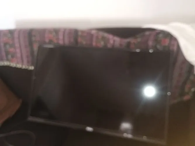 VENDO UM TELEVISOR PHILCO 