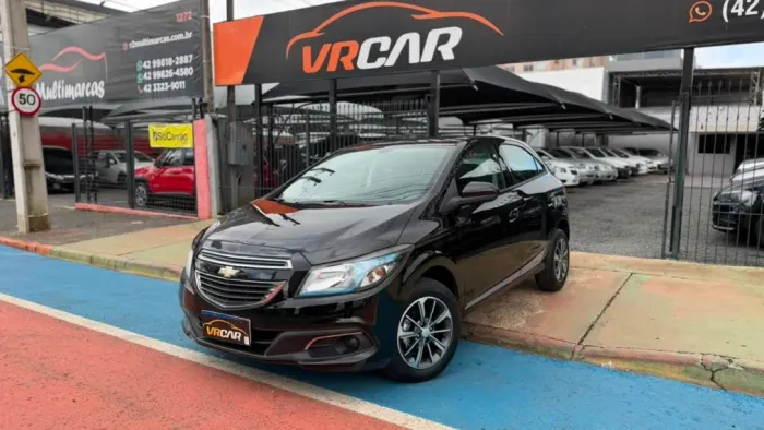 Chevrolet Onix Hatch LT 1.4 8V Flex Mec. 4P 2015
