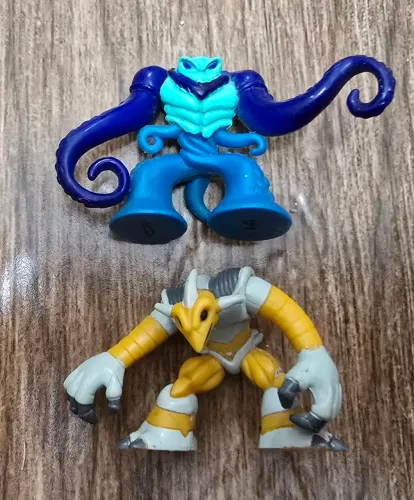 Medusântica e Toupeira escavador serie 1 Gormiti, número 9 e 7 boneco