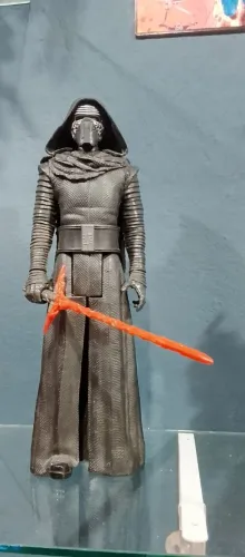 Boneco Star Wars Kylo Ren Titan Hero