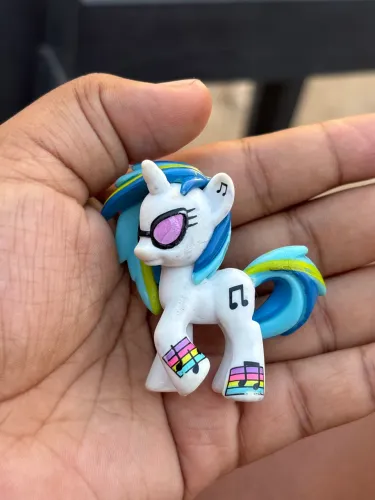 Dj Pon pequena MLP My Little Pony com marcação