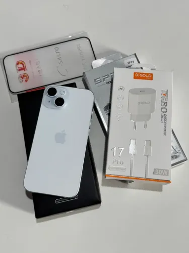 iPhone 15 bateria 100% completo (aceito cartão e entrego)