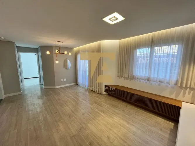 Apartamento à Venda no Centro de Pindamonhangaba 2 Quartos (1 Suíte) e Móveis Planejados