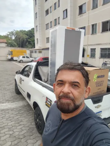fretes e carretos pequenos !