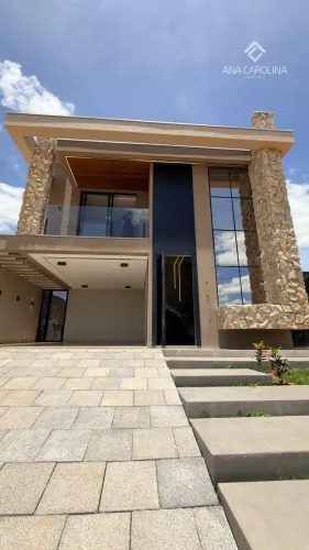 Casa de alto padrão no Condomínio Terras Alpha