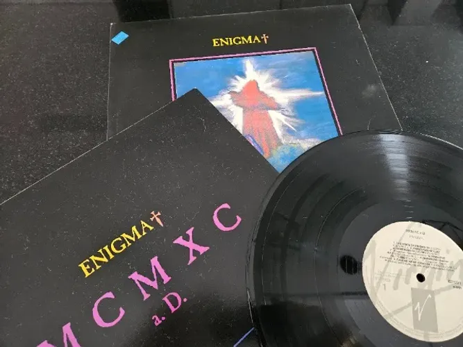 Disco de vinil Enigma - MCMXC a.D. (1991) VG++