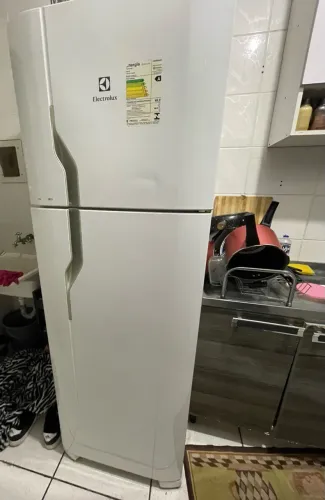 Vendo geladeira frost free