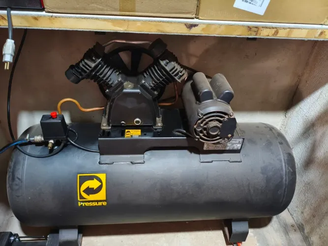 Vendo compressor de ar máquina de limpeza de bicos injetores, elevador de motos 680kg