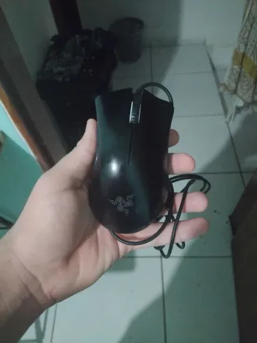 Mouse Razer DeathAdder Essential com caixa ? pouco uso