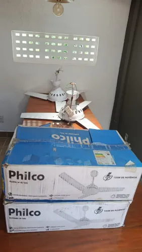 Vendo 4 ventiladores Philco pvt04b com controle 