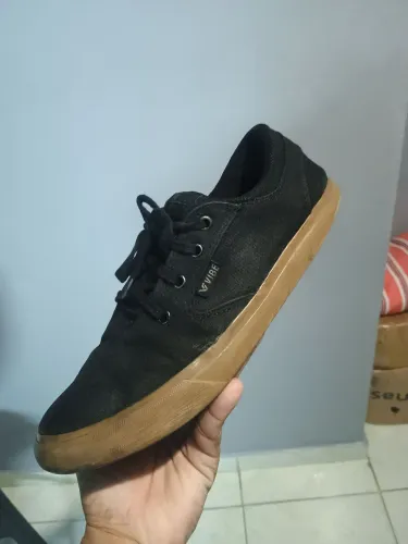 Tênis Vibe n°41 original usado em bom estado