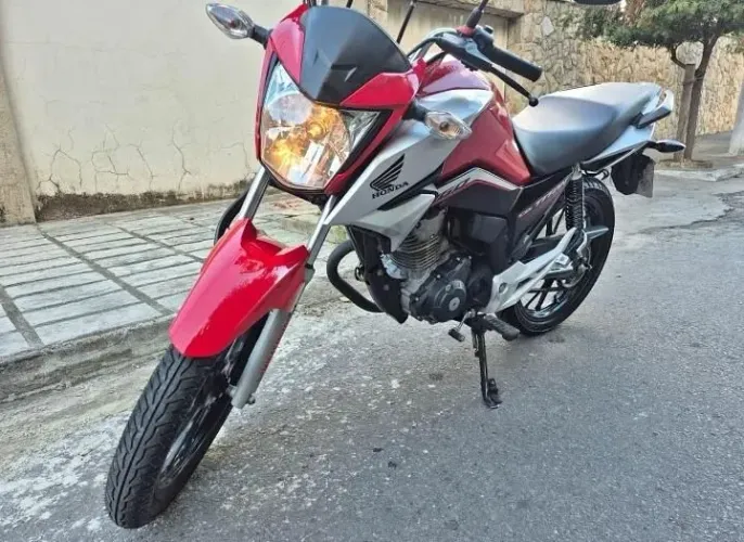 TITAN 160