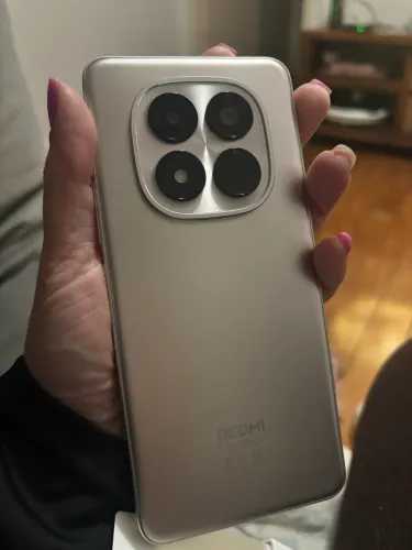 Vendo Redmi Note 15 PRO